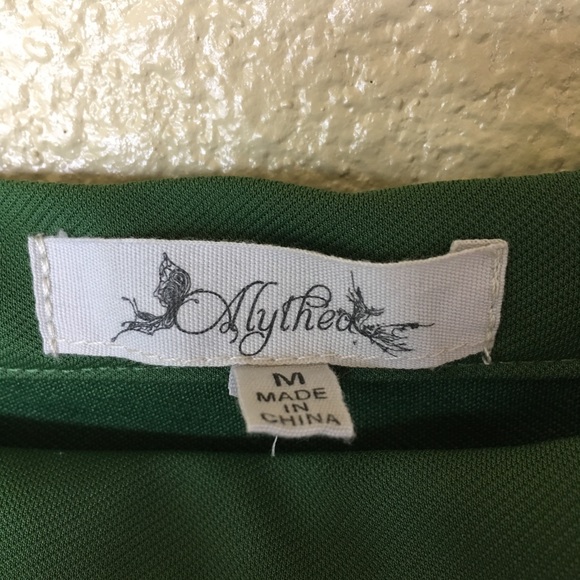 Green pencil skirt - Picture 4 of 4